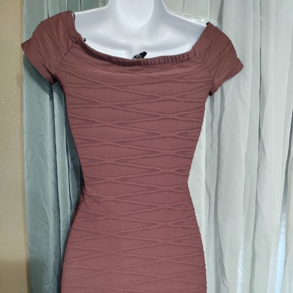 Windsor - Super Sexy Bodycon Dress - Picture 3 of 5